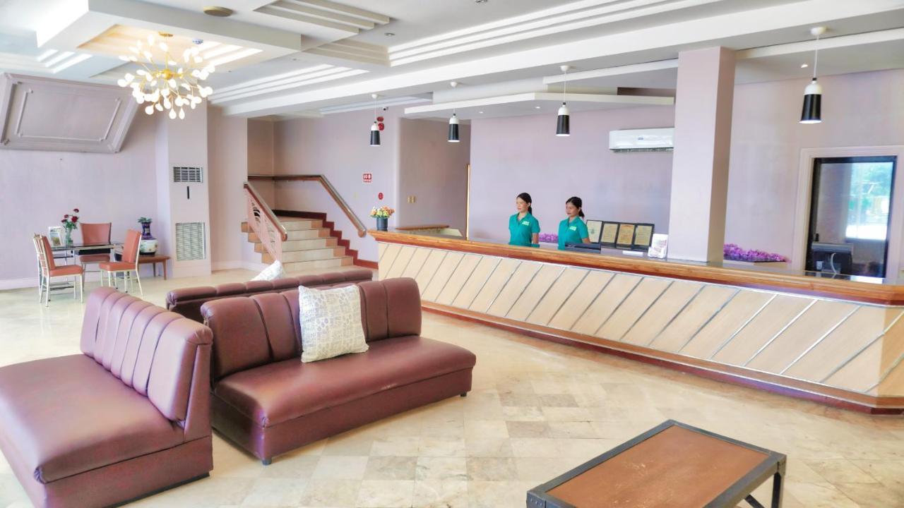 Hotel Valencia Bagian luar foto
