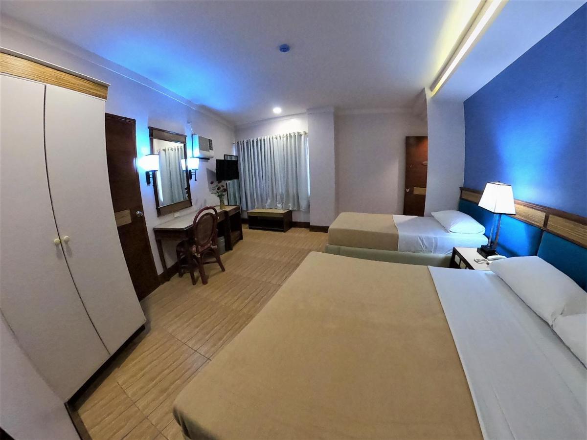 Hotel Valencia Bagian luar foto